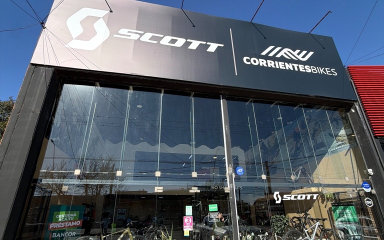 Sucursal Scott Store de Corrientes Bikes en Av. Recta Martinolli, Córdoba
