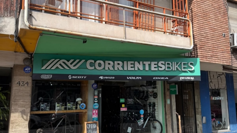 Sucursal de Corrientes Bikes en Alvear 434, Córdoba
